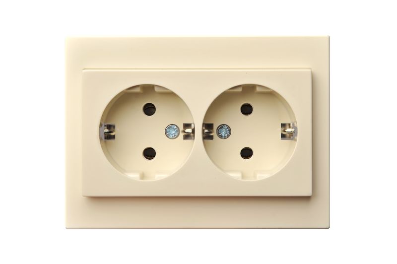 IKL16-005 E/S  Flush mount.SCHUKO socket outlet, double, 16A