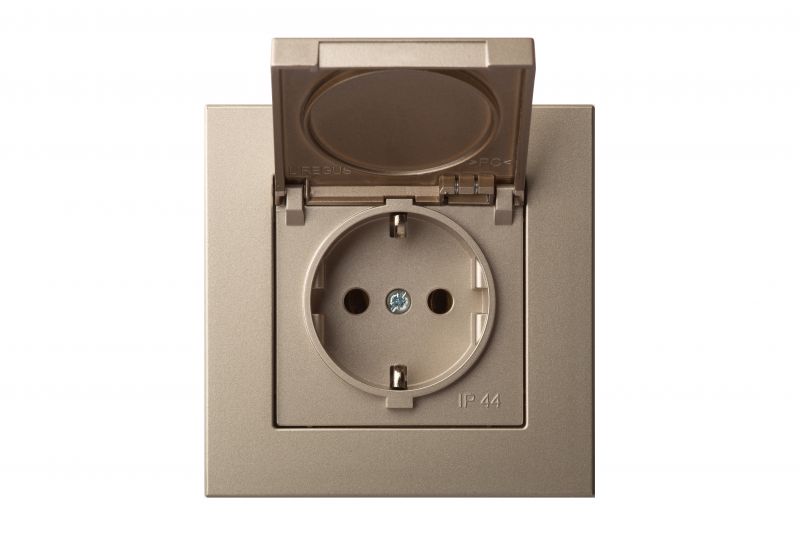 IKL16-408-01 E/Ch Flush mount.SCHUKO socket outlet with hinged cover, IP44,16A,w/f
