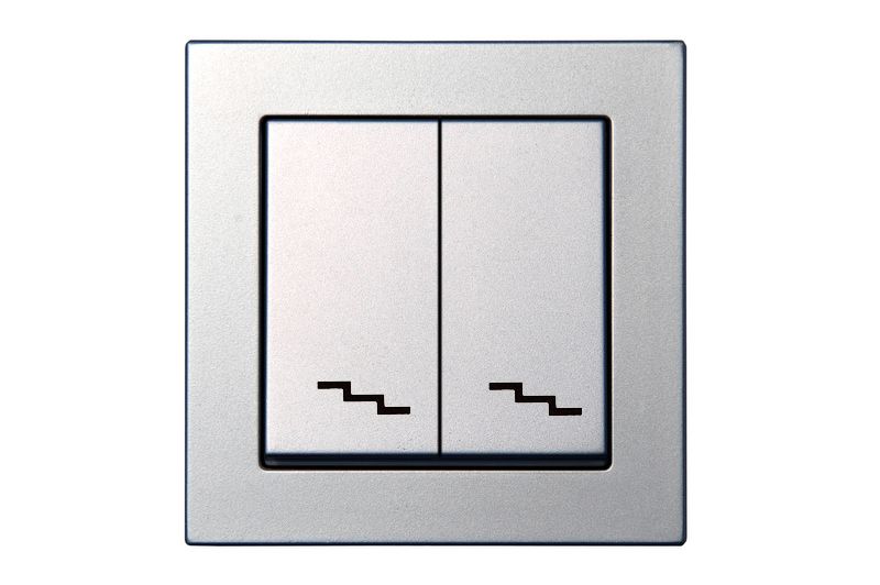 IP6+6-10-001-01 E/Mt dubultpārslēdzis/metals