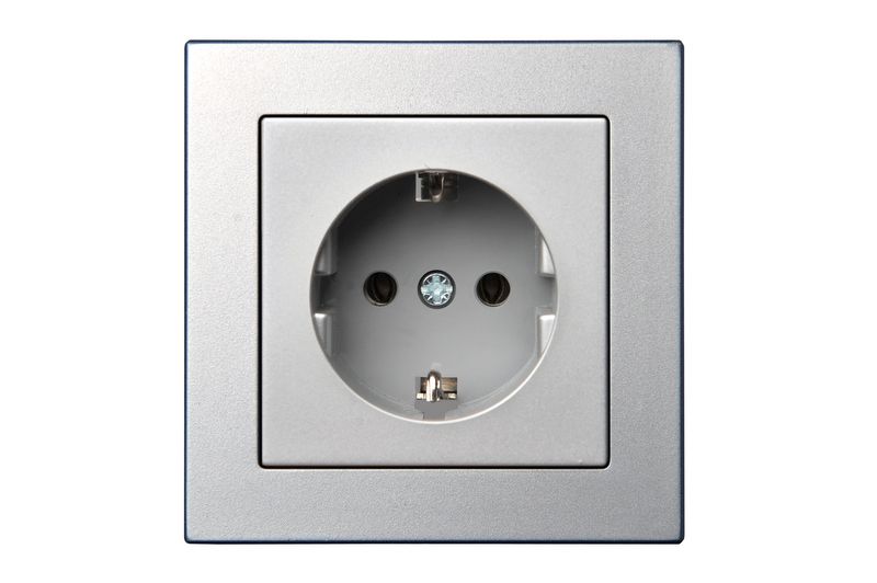 IKL16-404-01 E/Mt Flush mount.SCHUKO socket outlet with earth, w/f